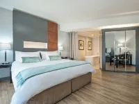 Island Club Hotel & Apartments Hotels in Century City