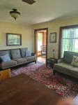 Vintage Island Home 2 Blocks From Town. 4 Bdrs, 2 Kitchens, 3 Bath. Can Sleep 14
