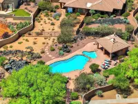 Pool & Hot Tub Access! Gated Santa Clara Getaway - 4-Star
