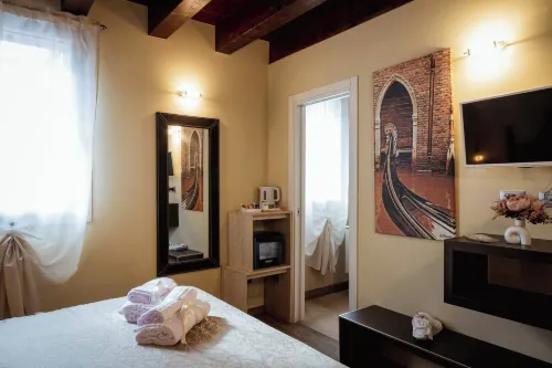 Piccola Venezia Room - 3-Star