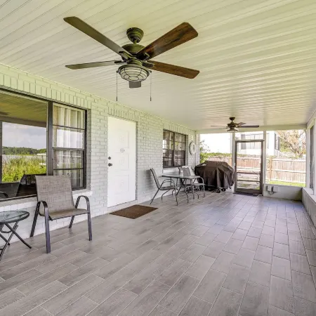 Hook, Line & Leisure: Lakefront Gem w/ Porch!