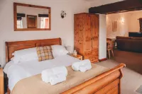 Home Farm & Lodge - 4-Star
