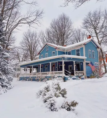 Highland Bed & Breakfast