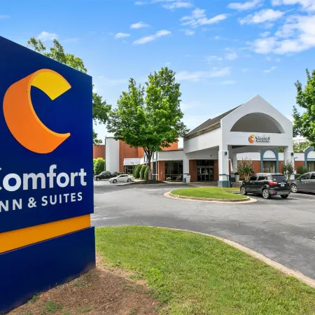Comfort Inn & Suites