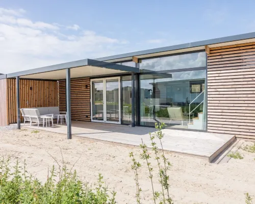 Great Lodge with Microwave Oven Near Beach Hotels in Hollum