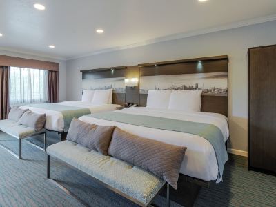 Symphony Inn