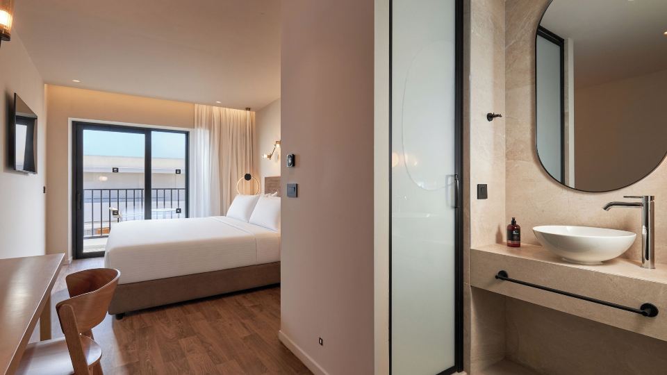 Enorme Epavli Urban Living