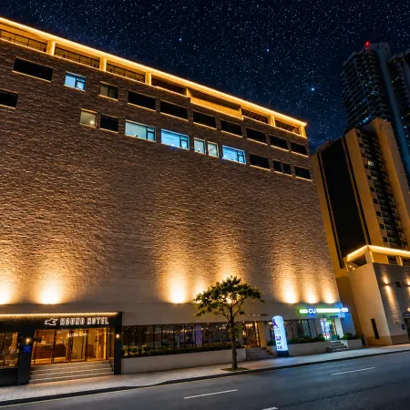 Geoje-si Hound Hotel Jangseungpo