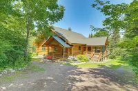 Waterfront Escape on Caribou Lake: Dock + Fire Pit - Parkering