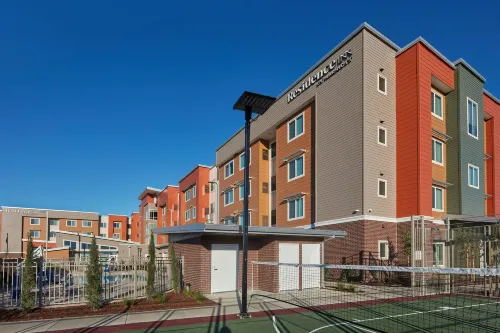 Residence Inn Sacramento Davis - Pet friendly