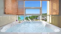 Janghohang J Story Spa Pension - Merinäköala