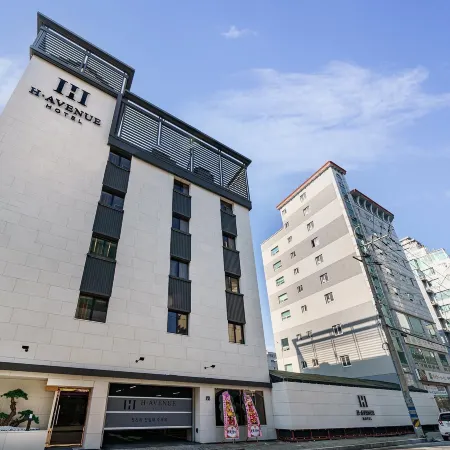 H Avenue Gimhae Samgye