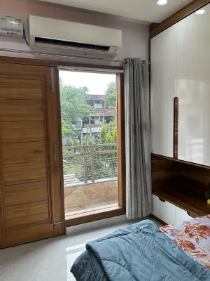 Charming B&B Retreat in the Heart of Chandigarh - Homestays