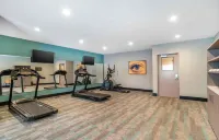Extended Stay America Premier Suites - Greenville - Woodruff Road - Kitchen
