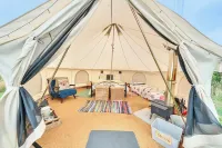 5m XL Bell Tent with Log Burner Near Whitby - Homestays