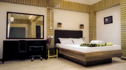 The Mystic Hill Hotel-Aizawl Mizoram - Bintang 2