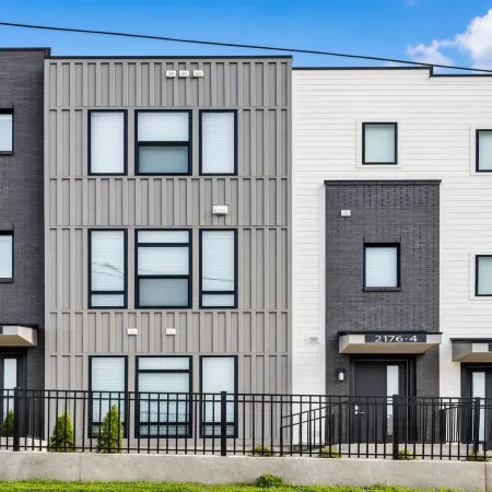 2 Rooftop Homes - Sleeps 24 - Near Geodis Park