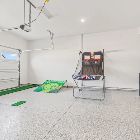 Generous 4BR Home w Hot Tub & Game room