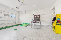 Generous 4BR Home w Hot Tub & Game room - 2-Star