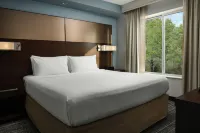 Residence Inn Grand Rapids Airport - parking