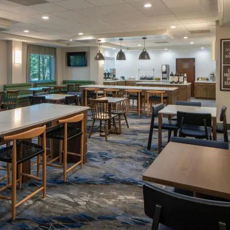Fairfield Inn & Suites Lafayette South
