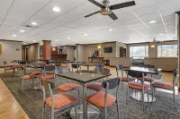 Best Western Plus Cascade Inn  Suites - 3-Star