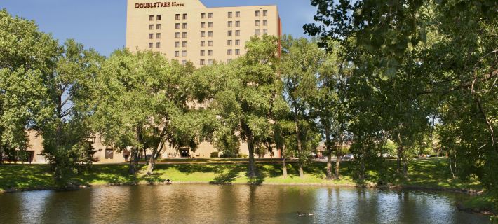 DoubleTree by Hilton Minneapolis-Park Place Hotels in Minneapolis