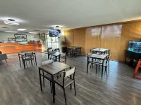 Super 8 by Wyndham Ocala I-75 - Bữa sáng