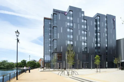 Premier Inn Bedford Town Centre - Wi-Fi