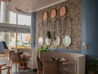 DoubleTree by Hilton Trujillo - breakfast