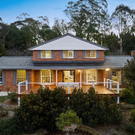 Carinya Centennial Bowral Spa Retreat