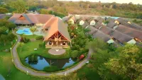 Shearwater's Explorers Village - Pool