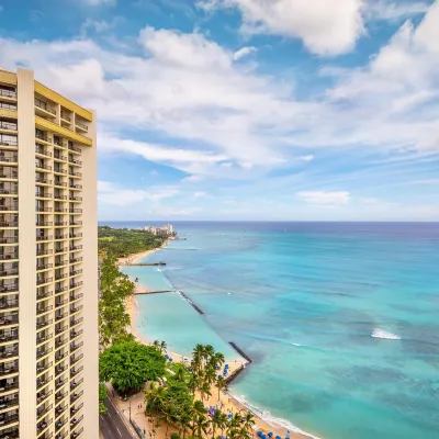 Hyatt Regency Waikiki Beach Resort & Spa Hoteles cerca de Playa de Waikiki Beach