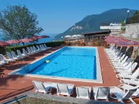 La Rotonda - piscina