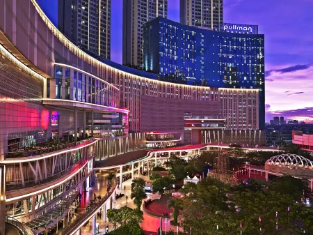 Pullman Jakarta Central Park Отели рядом с достопримечательностью «Музей текстиля»