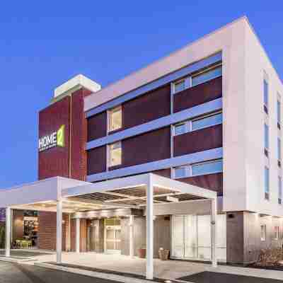 Home2 Suites by Hilton Albany Wolf Rd. Hotel Exterior