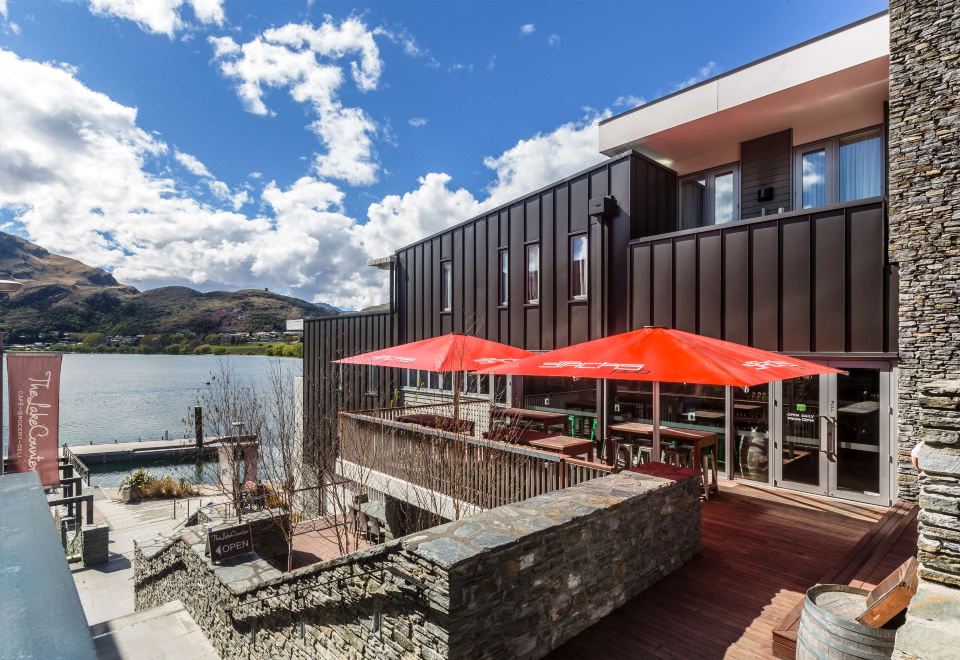 3. 힐튼 퀸스타운 ..