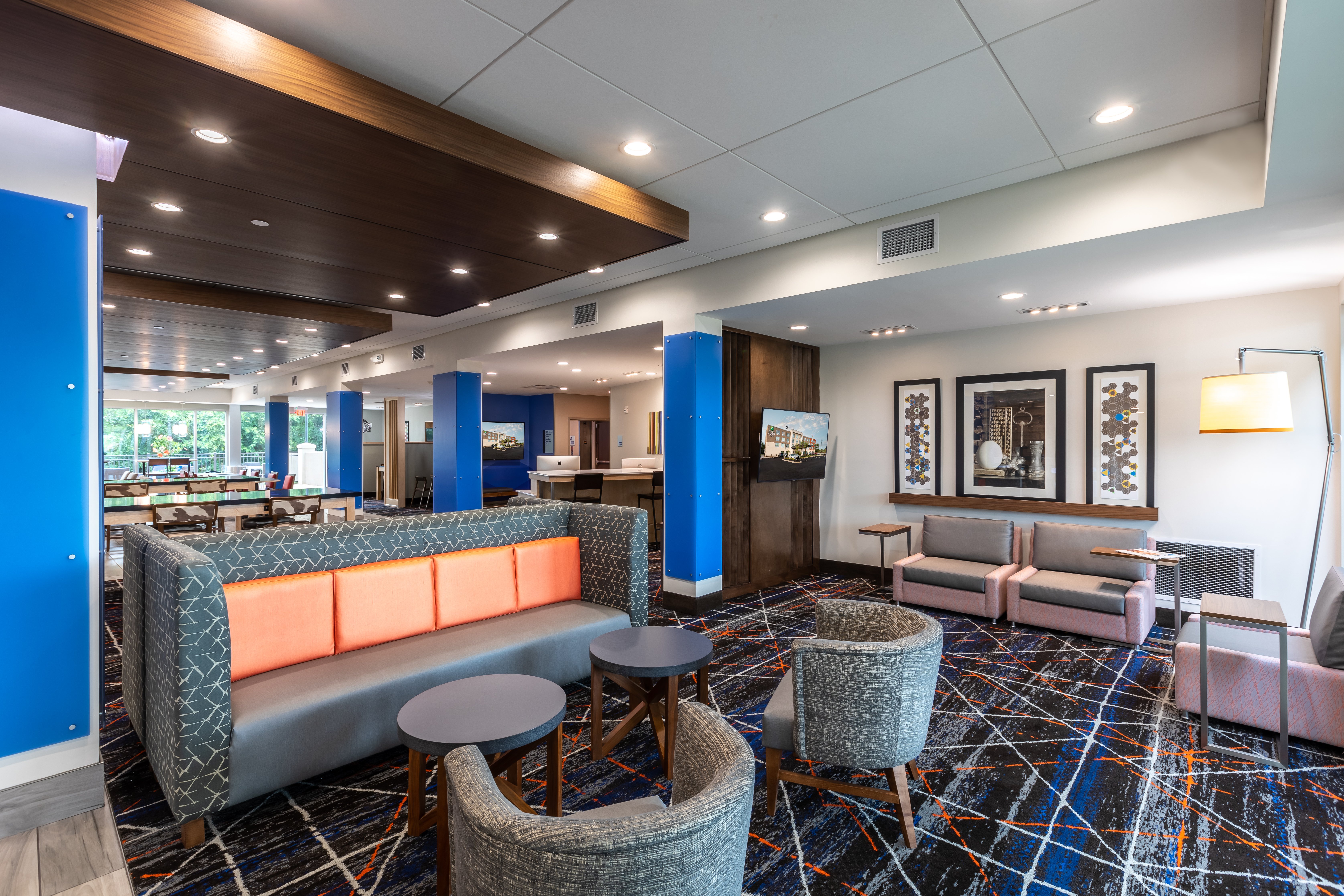 Holiday Inn Express & Suites Greenville S- Piedmont, an Ihg Hotel