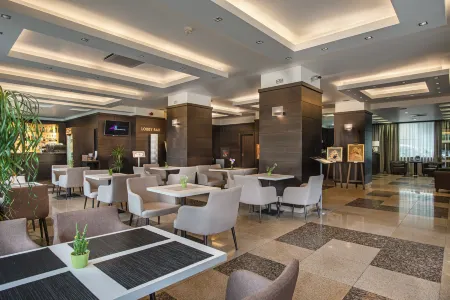 Rosslyn Central Park Hotel Sofia Отели рядом с достопримечательностью «Централна минерална баня - Музей за история на София»