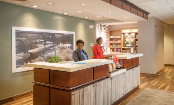 Hampton Inn & Suites Mobile Providence Park/Airport