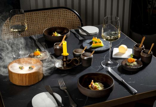 1. 호텔 암 콘체르..