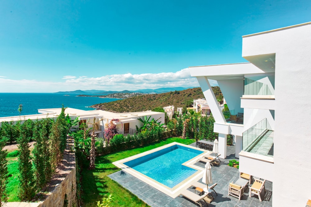 Vitalica Resort & Residences (Le Méridien Bodrum Beach Resort)