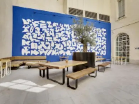 ザ ピープル - マルセイユ -  ホステル シャトー・ディフ周辺のホテル