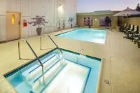 Hotel Zessa Orange County Airport, a DoubleTree by Hilton Hotels in Santa Ana