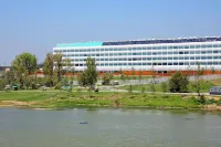 Hotel Hiberus Hotels in 