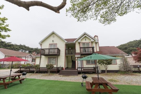 펜션 정원 풍경