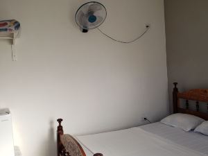 Hostal nelffis- tiwi privados 3 confortable