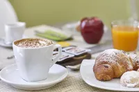 Sweet Central Hotel - Morgenmad