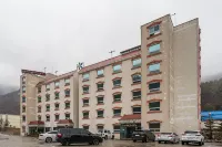 Taebaek Tourist Hotel Hotel di Taebaek
