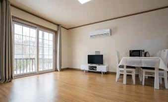 Taean Anmyeondo Star View Pension (Breakfast Provided)